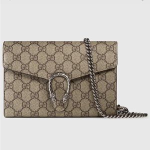 Gucci crossbody, gently worn .